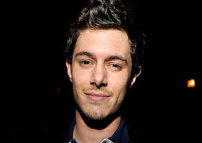 1250009312adam_brody_290x206