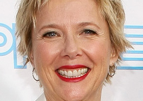1250018033annette_bening_290x206