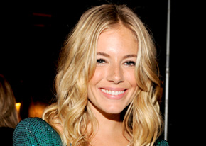 1251208089sienna_miller_290x206