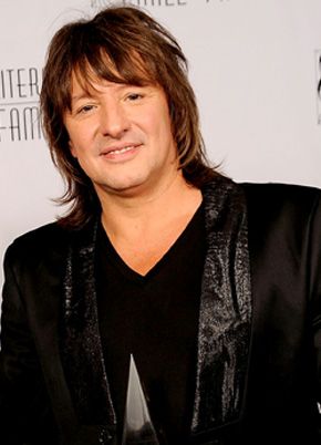 1251212027_richie_sambora_290x402