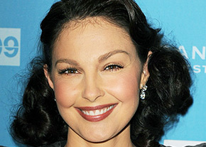 1251225371ashley_judd_290x206