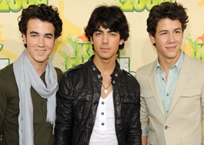 1251226307jonas_brothers_290x206