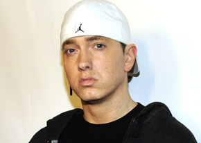 1251299772eminem_290x206