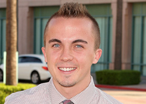 1251301955frankie_muniz_290x206