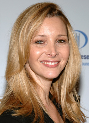 1251326085_lisa_kudrow_290x402