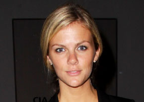 1253033524brooklyn decker b