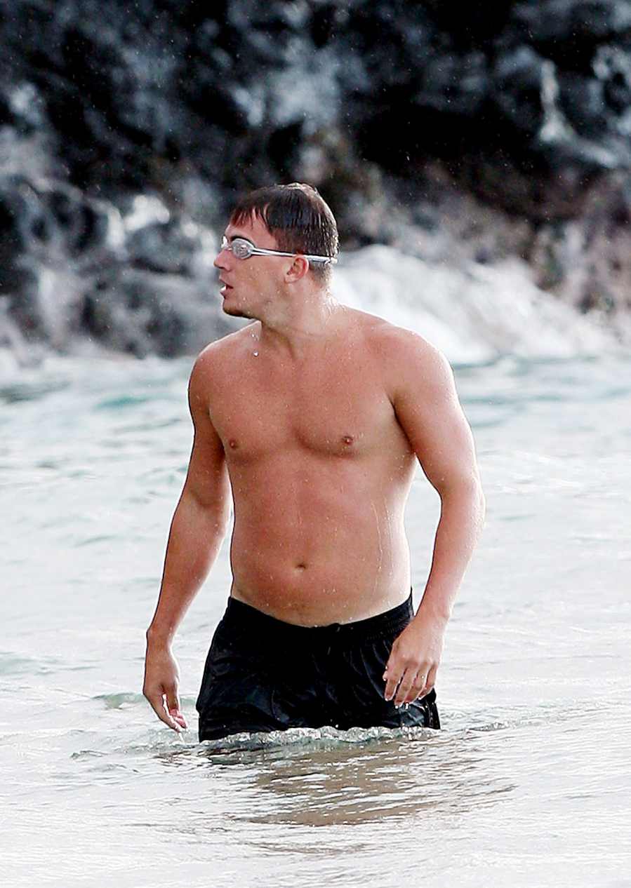 1335282226_channing tatum hawaii zoom