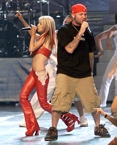 1346785232_xtina fred durst 560