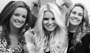 1353031224_jessica simpson 1 300