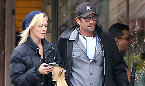 1354293861_jenni garth luke perry 178