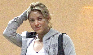 1360942252_shakira 178
