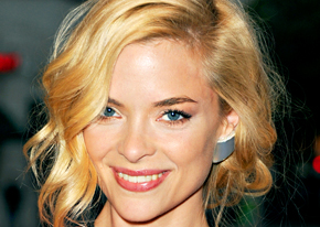 1367881525115718514_jaime king 206