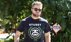 1382019978_robert pattinson 178