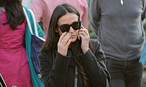 1383317026_demi moore 300