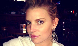 1394198358_jessica simpson 300