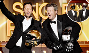 1396890971_luke bryan blake shelton 178