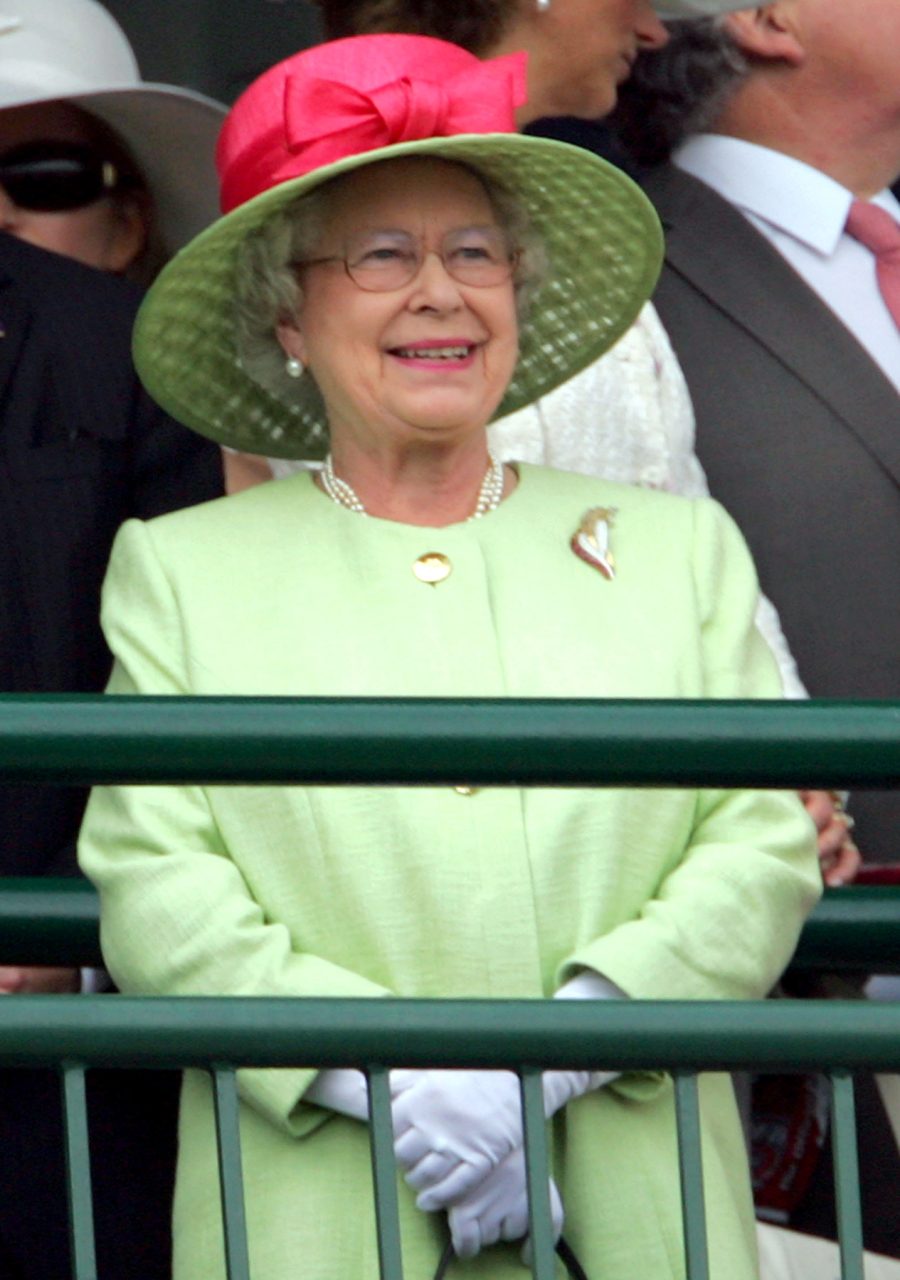 1399044958_queen elizabeth zoom