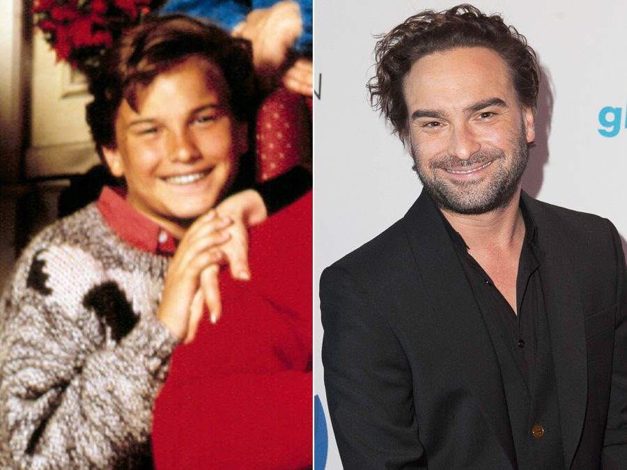 1417464712_holiday johnny galecki zoom