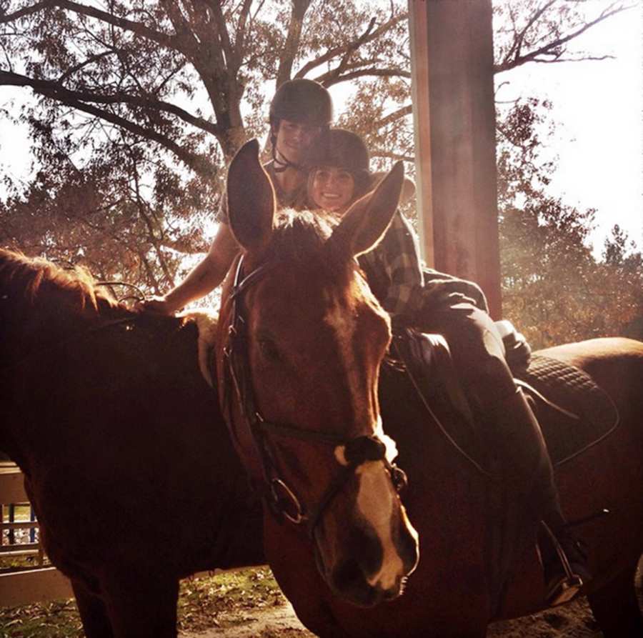 1421444407_ian somerhalder nikki reed horse zoom