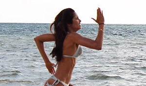 1422574519_padma lakshmi 178