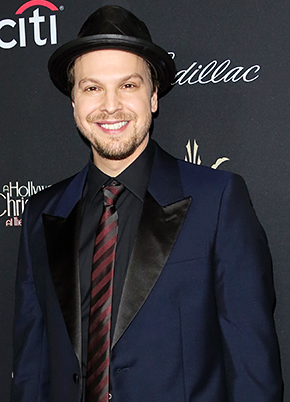 1425329342_gavin degraw 402