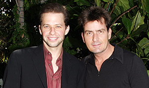 1426700764_jon cryer charlie sheen 178