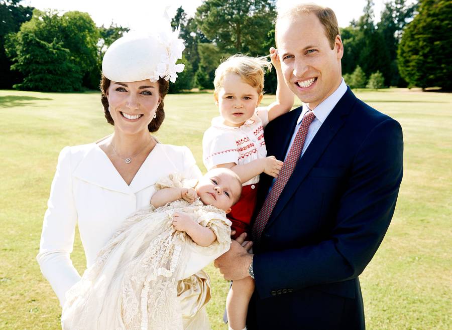 1436459346_kate middleotn princess charlotte prince george prince william zoom