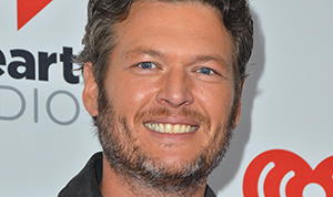 1444002084_blake shelton_4