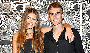 1444067515_kaia gerber 300