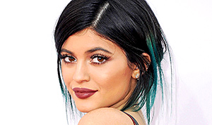1445523458_kylie jenner closet 300