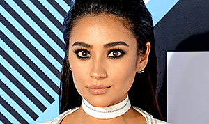 1445967186_shay mitchell 300