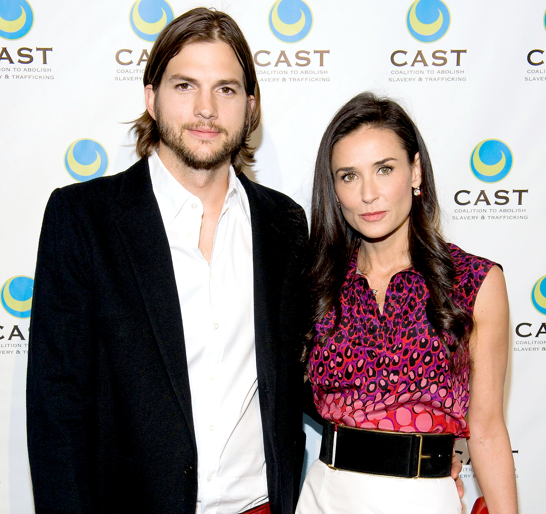 Ashton-Kutcher-and-Demi-Moore-reunite