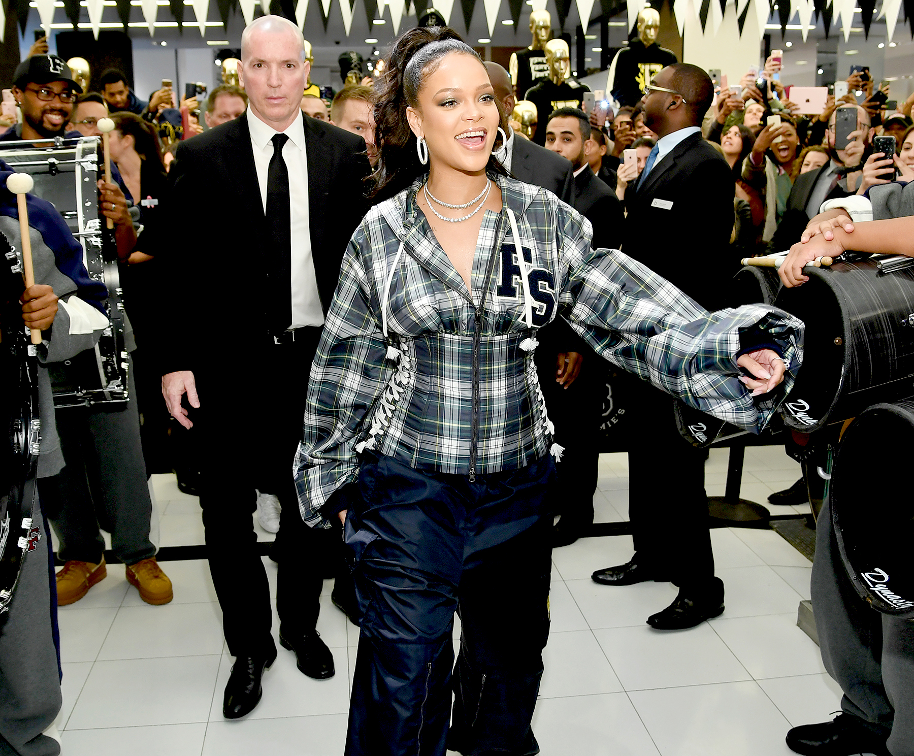 Rihanna social media