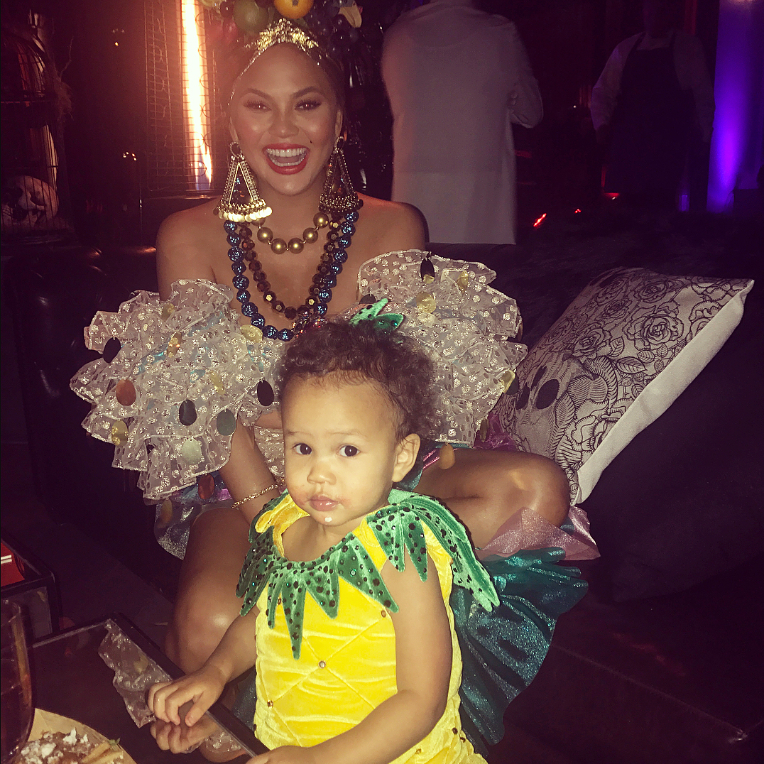 Chrissy Teigen Luna