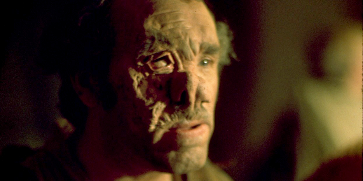 Alfie Curtis as Dr. Evazan in ‘Star Wars‘