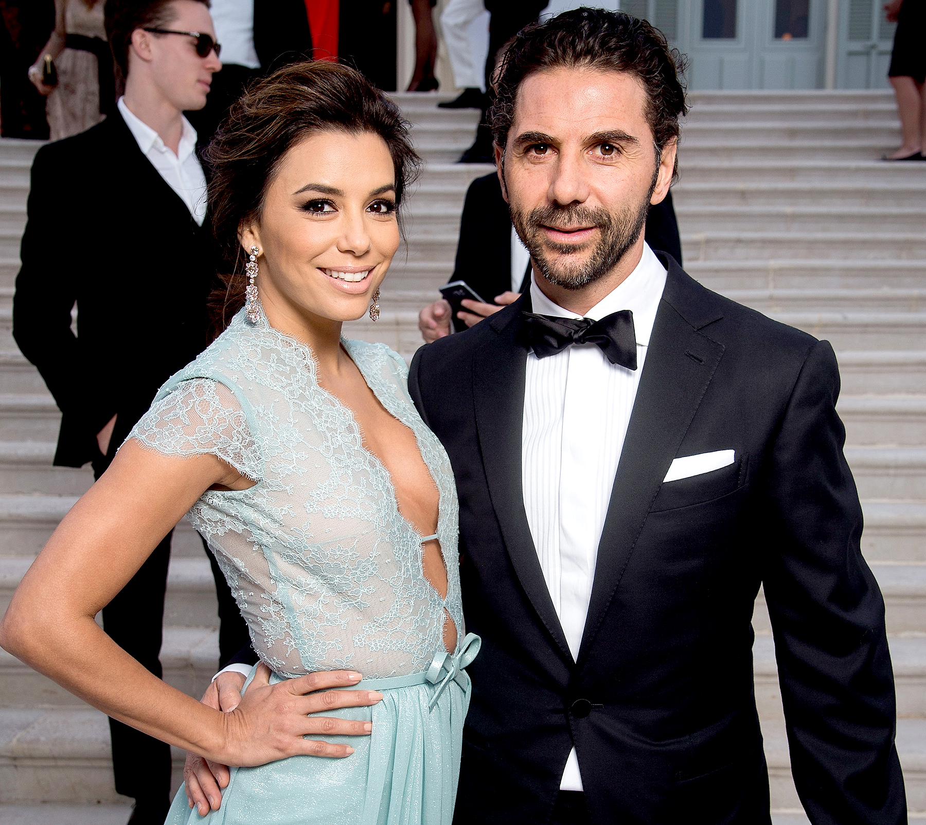 eva-longoria-pregnant