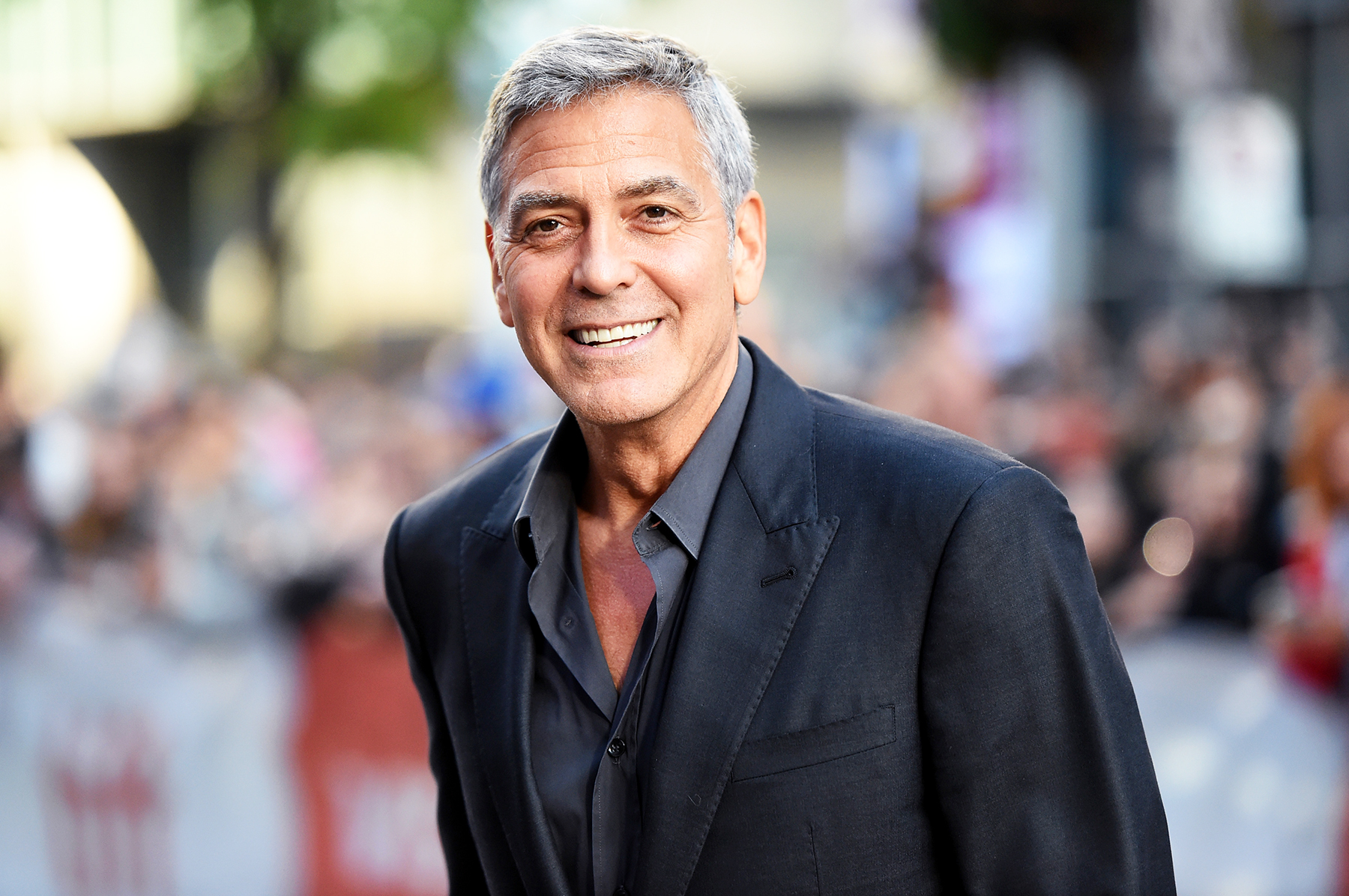 George Clooney Gifted Friends One Million Dollars