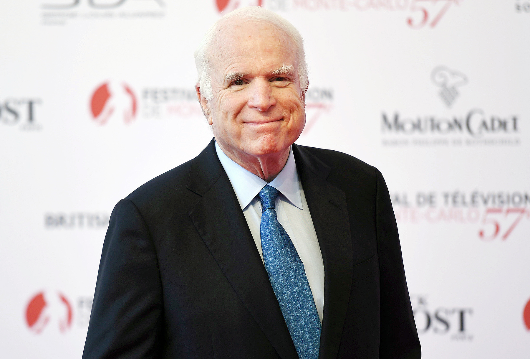 John McCain Hospitalized Due to Side Effects From Cancer Treatment