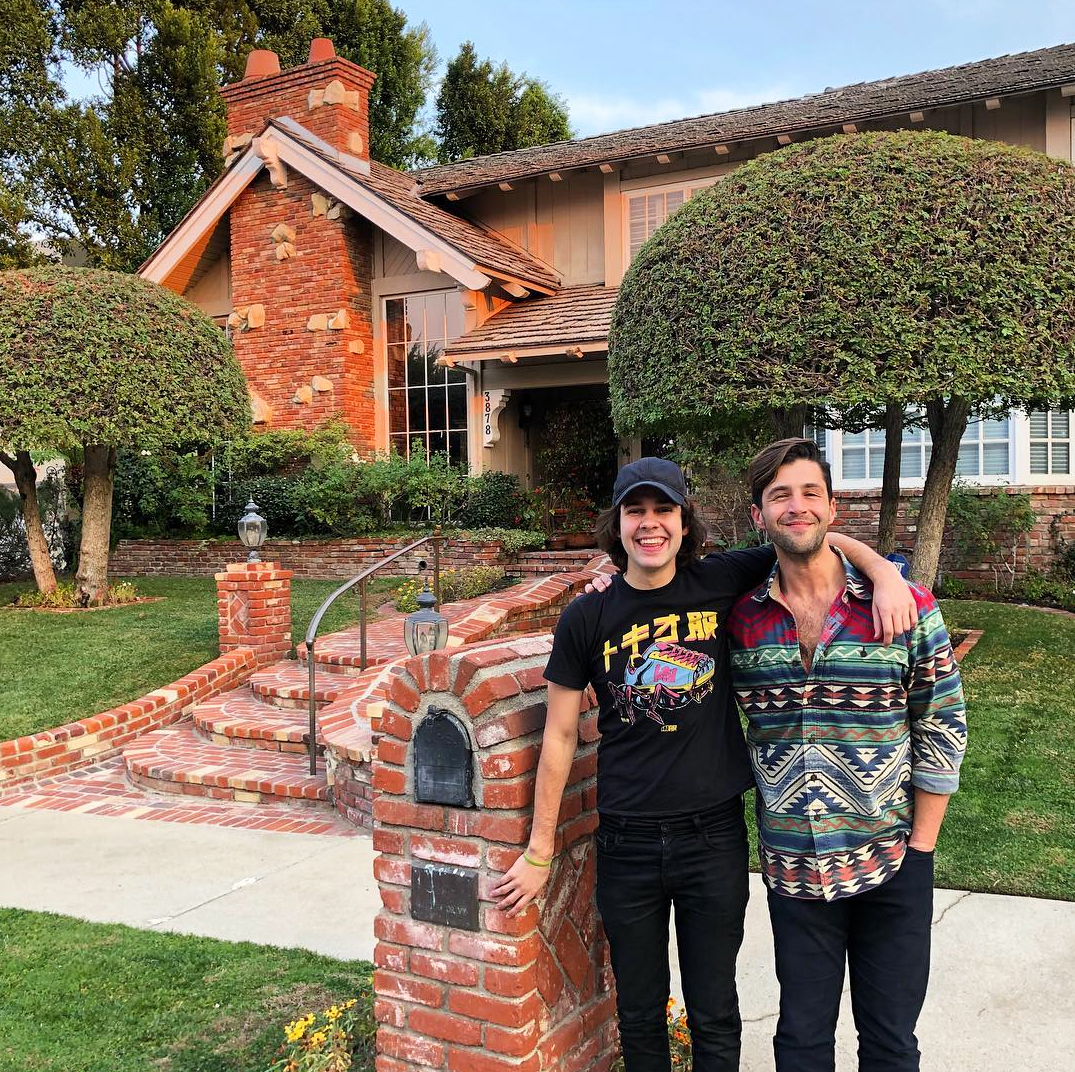 Josh Peck visits the 'Drake and Josh' House after its listed for sale.