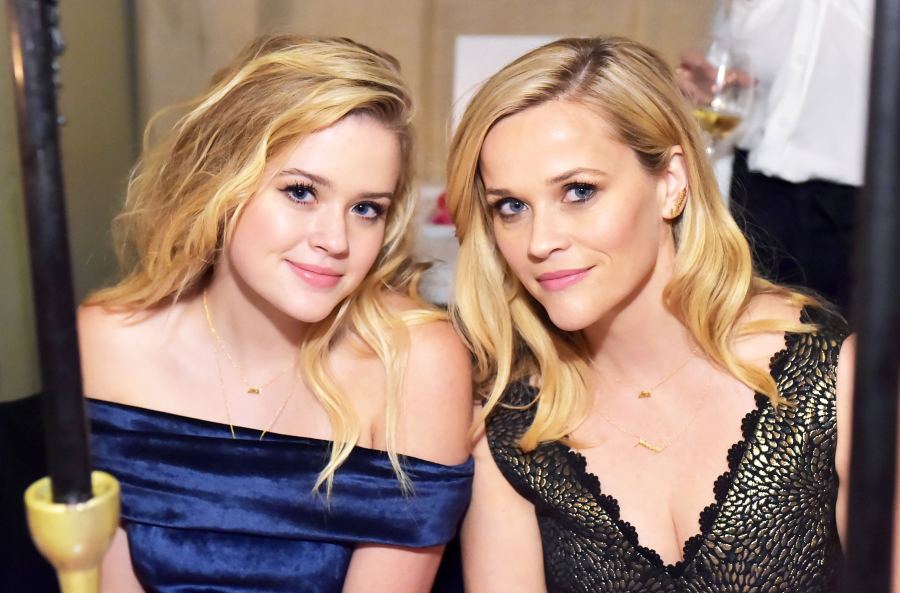 Reese Witherspoon and Ava Phillippe