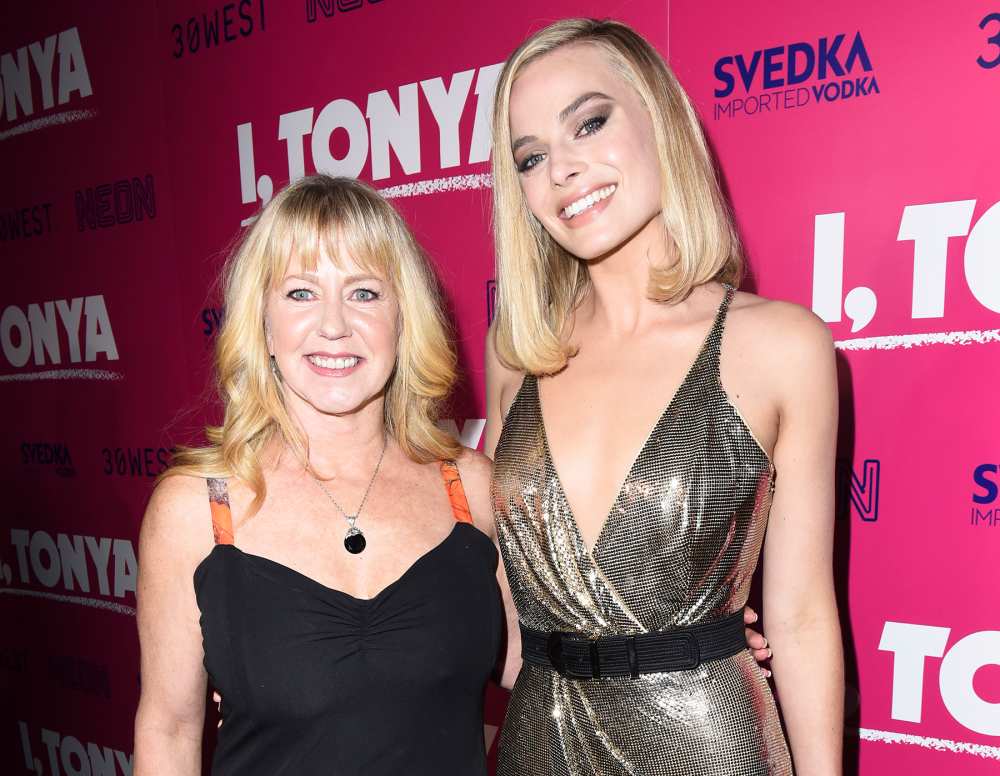 Tonya Harding Margot Robbie attend I, Tonya premiere