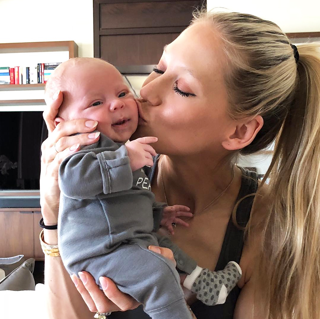 Anna Kournikova baby