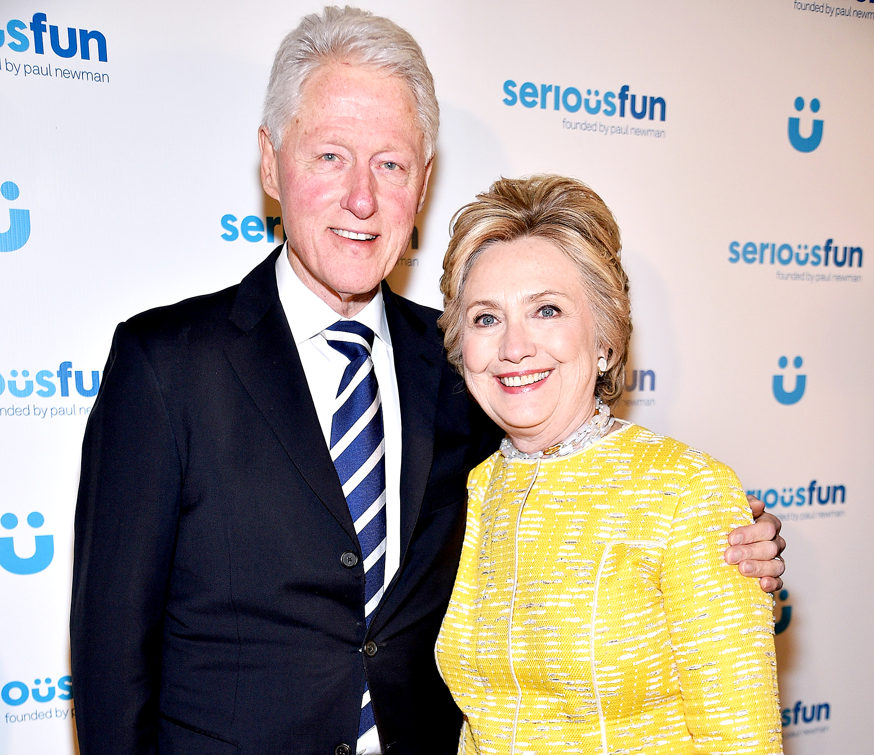 Bill-and-Hillary-Clinton-fire