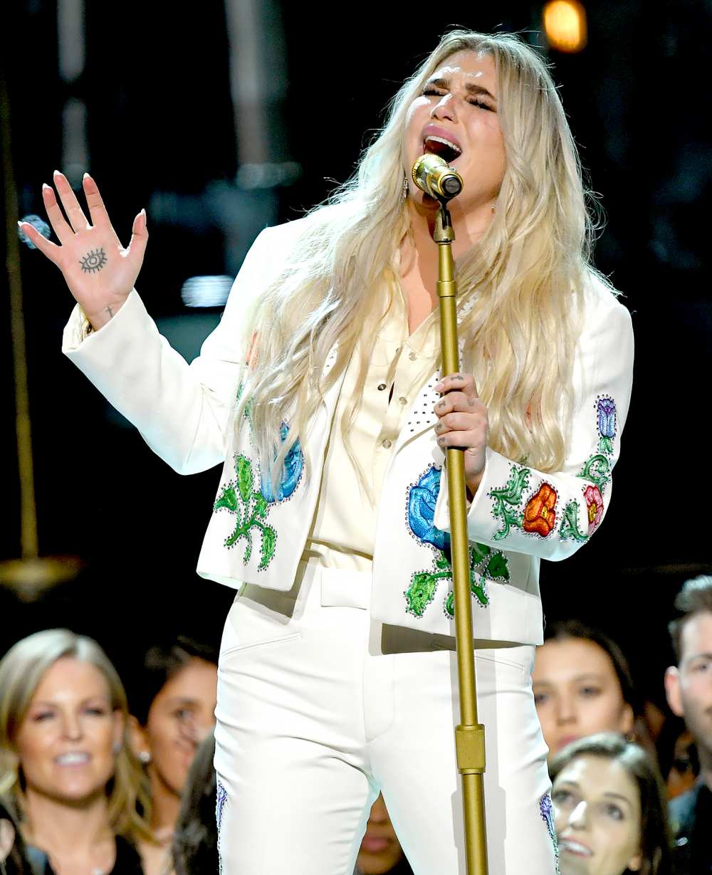 kesha grammys 2018