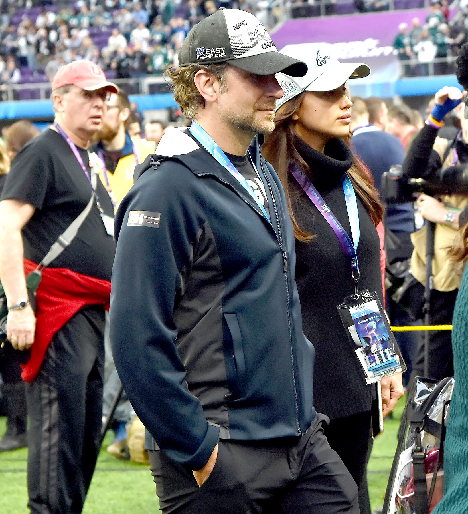 bradley-cooper-eagles-superbowl