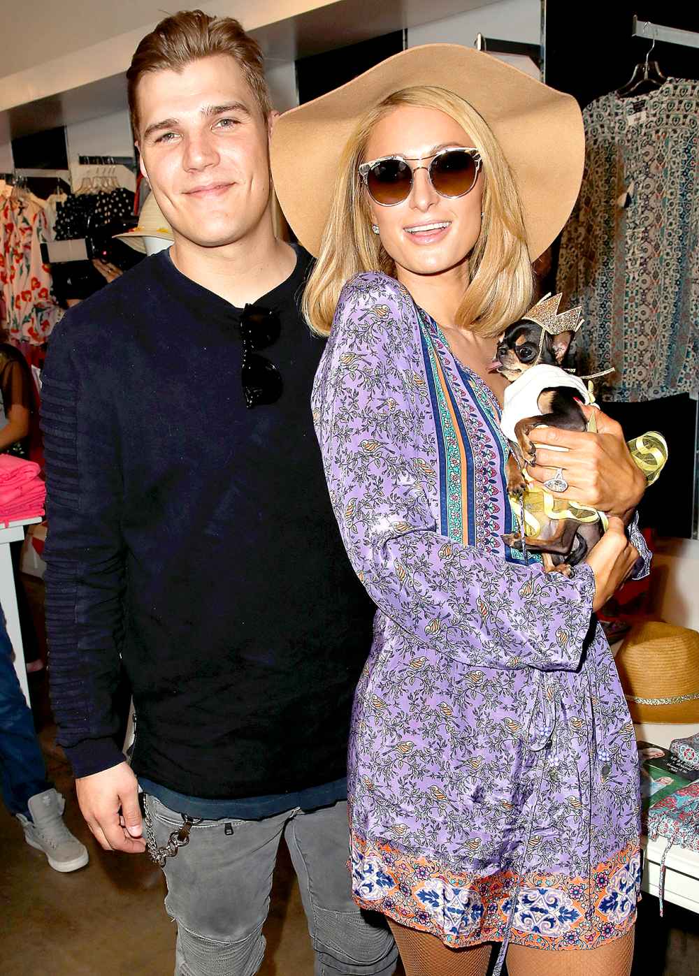 Chris-Zylka-Paris-Hilton