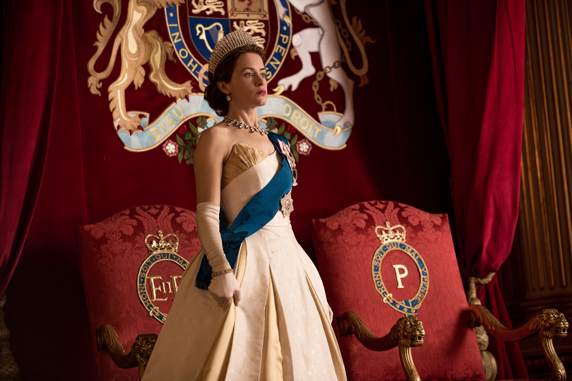 Claire Foy The Crown Netflix paid less Matt Smith