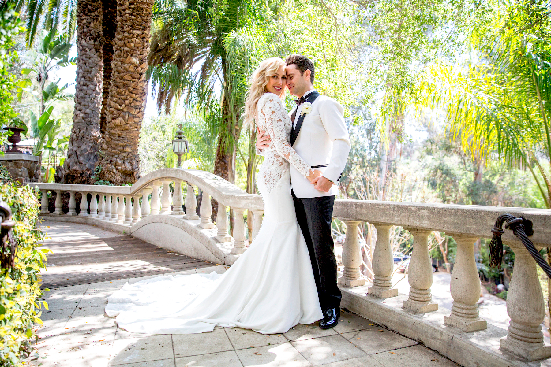 ‘Dancing With the Stars’ pros Emma Slater and Sasha Farber
