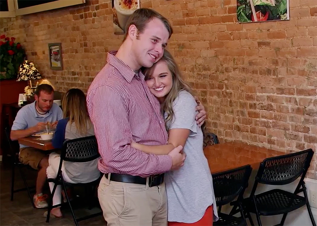 Joe surprises Kendra for her birthday counting on preview