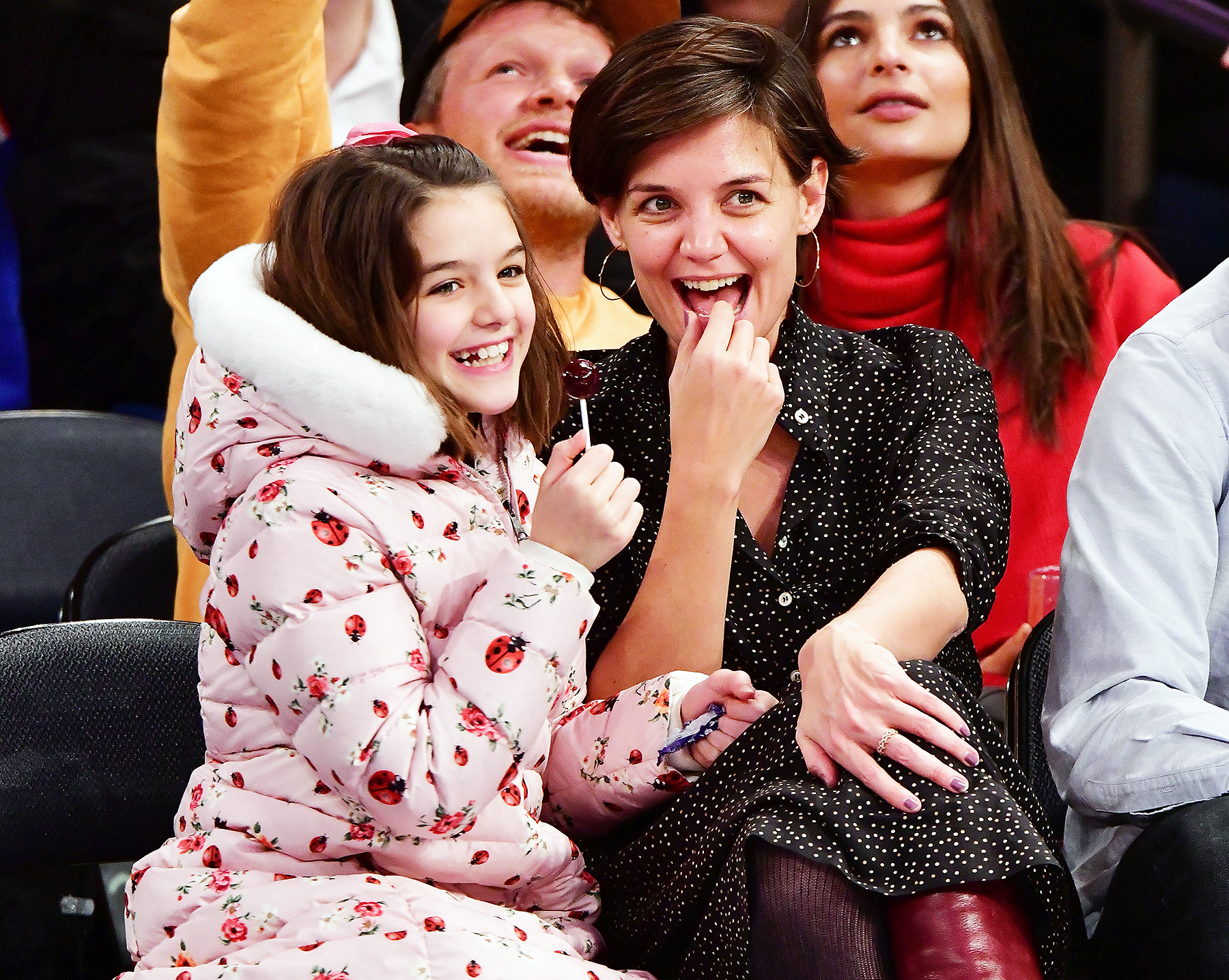 Katie Holmes and Suri Cruise Watch the Oscars 2018 at Home
